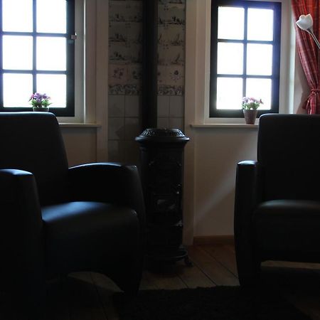 Appartement Het Kleine Huisje Met Bedstee Giethoorn Exteriör bild