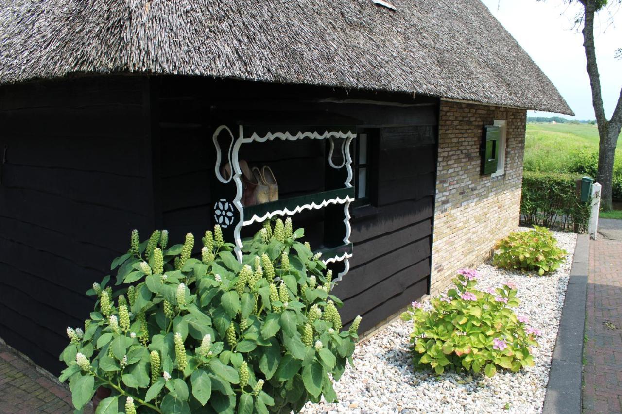Appartement Het Kleine Huisje Met Bedstee Giethoorn Exteriör bild